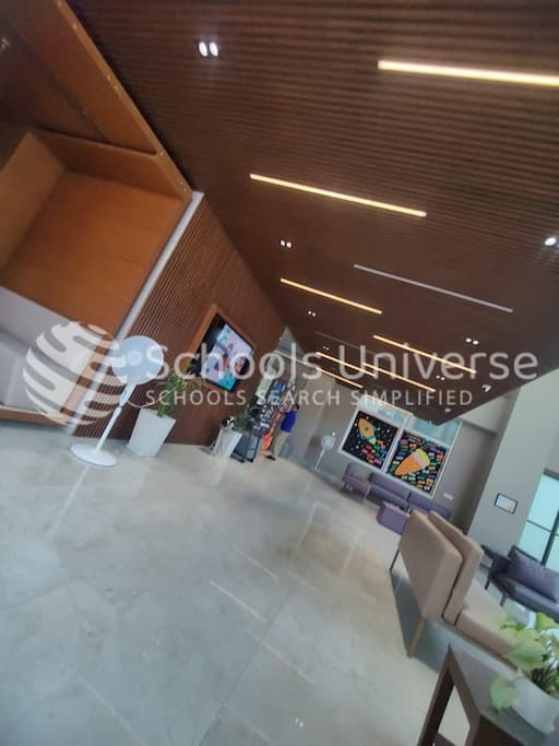 Unicosmos School gallery image 18