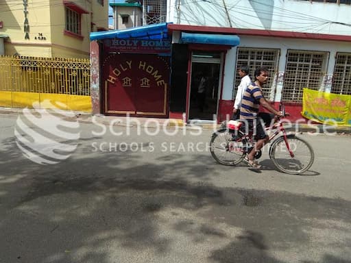 Holy Home School gallery image 1