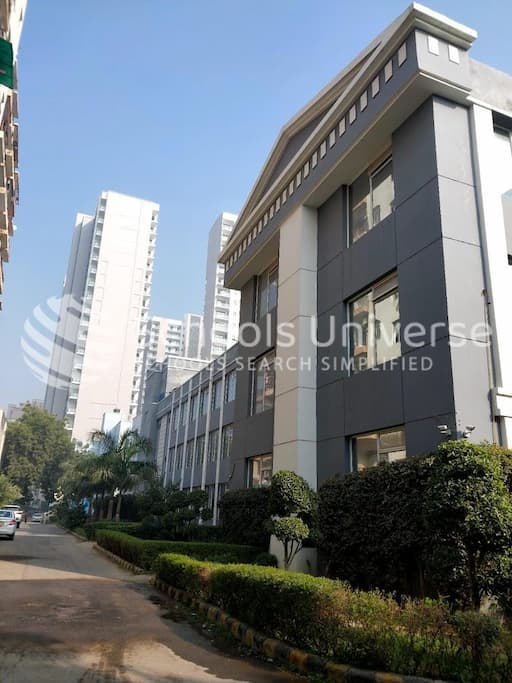 Narayana E-Techno School Mg Road gallery image 1
