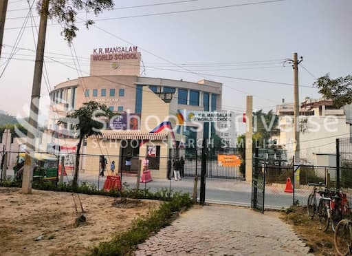 K.R. Manglam World School gallery image 1