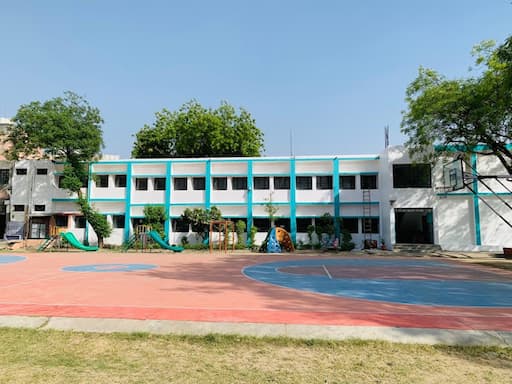 Dev Samaj Vidya Niketan Senior Secondary School gallery image 1