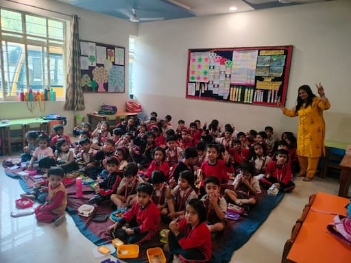 Sucheta Memorial School gallery image 1