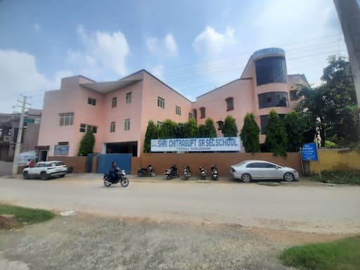 Shri Chitragupt Senior Secondary School gallery image 2