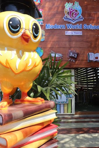 Modern World School gallery image 2