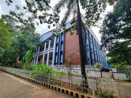 Sir Mutha School gallery image 2