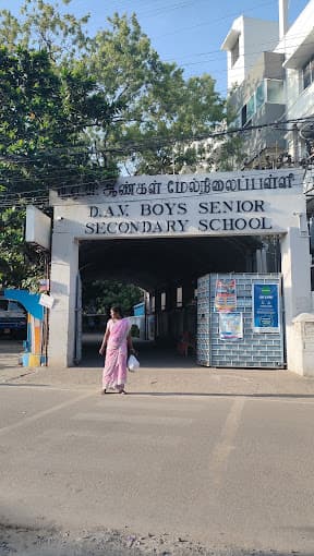 D A V Boys Senior Secondary School gallery image 2