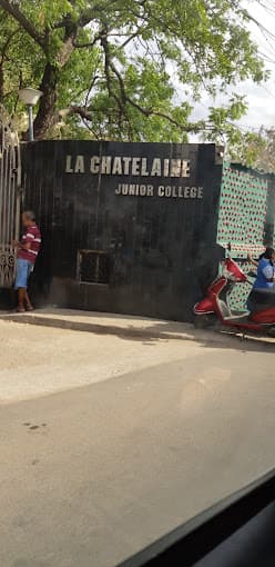 La Chatelaine Junior College gallery image 4