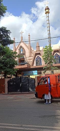 Assumption English School gallery image 11