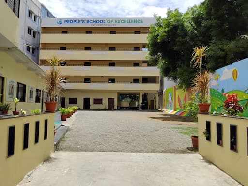 Peoples School of Excellence gallery image 3