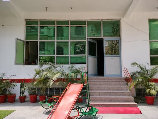 Sunrise Public School gallery image 1