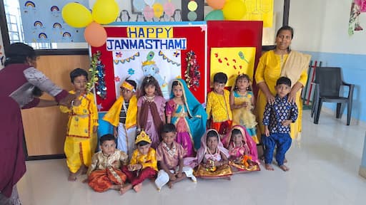 Young Learners gallery image 3