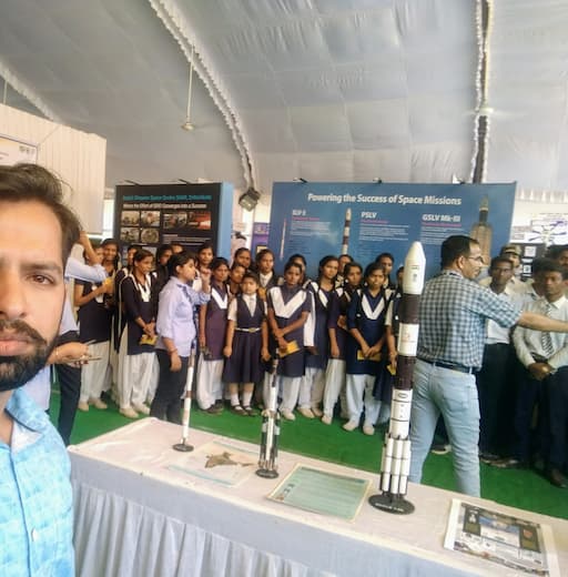 Sardar Patel Senior Secondary School gallery image 1