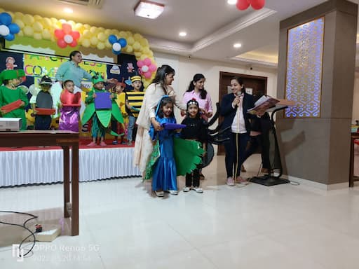 Twinkling Star gallery image 8