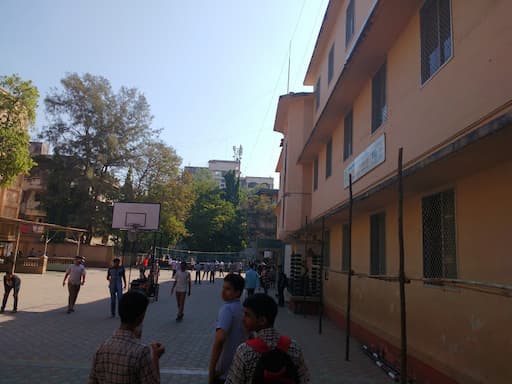 D J Doshi Gurukul English Medium High School gallery image 5