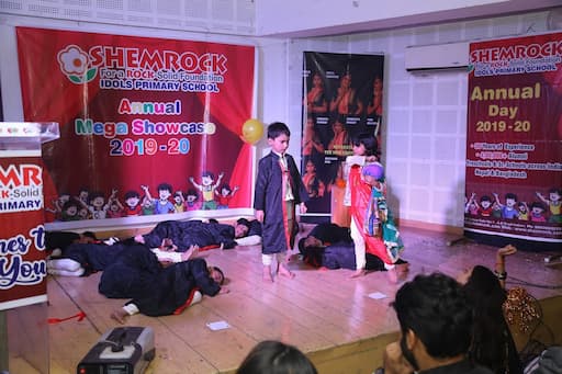 Shemrock Idols Primary School gallery image 1