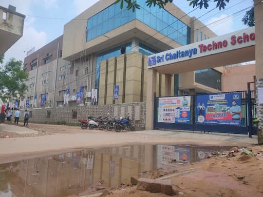 Sri Chaitanya Techno School gallery image 2