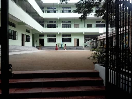 PNS School gallery image 4